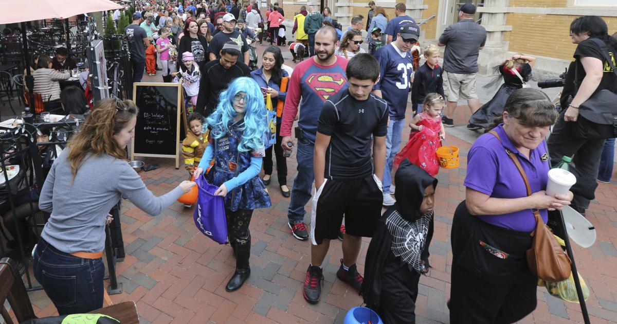 Spooktacular trick or treating on downtown mall Winchester Star
