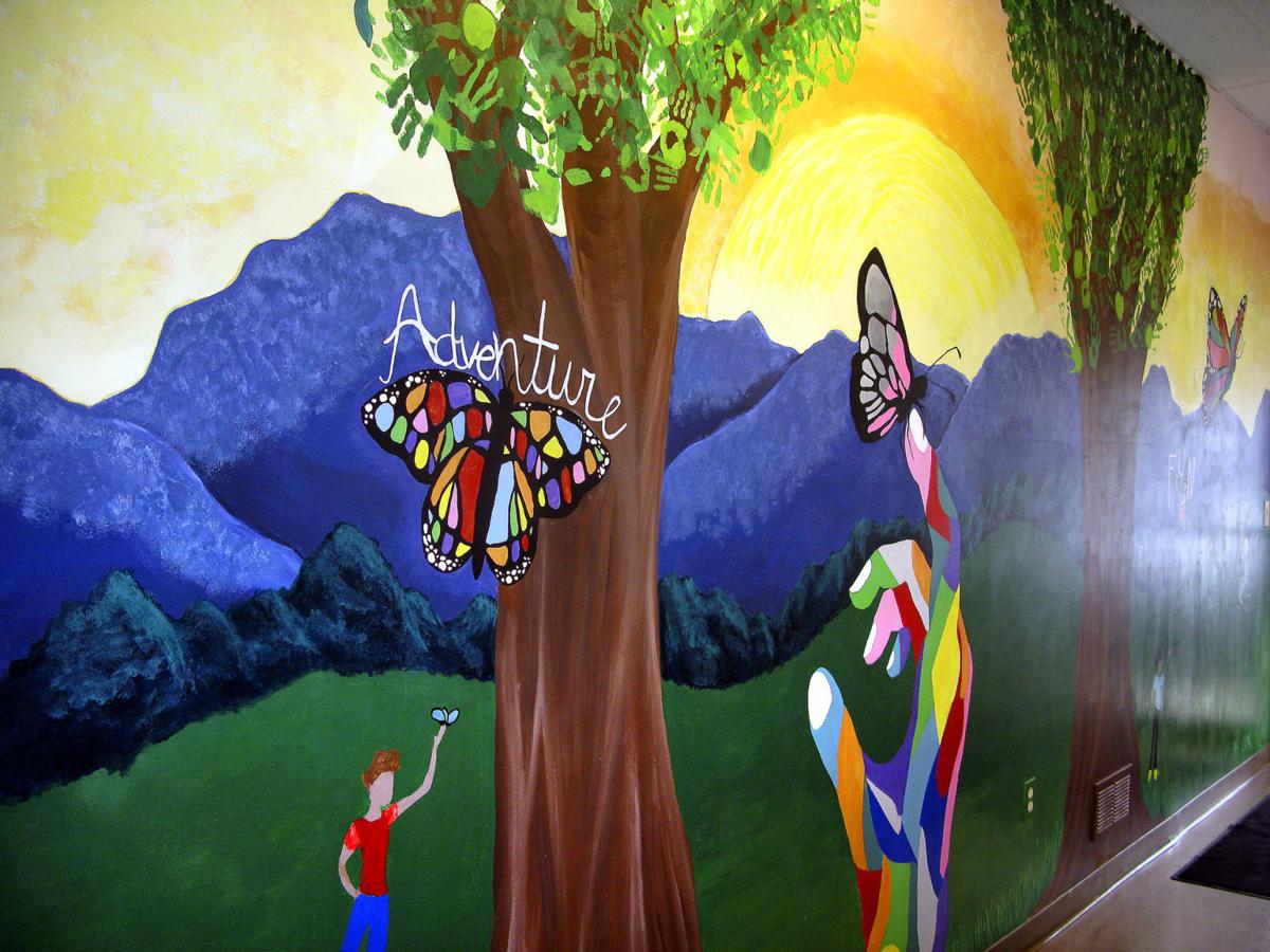 Sherando Art Students Create Mural For Grafton S Adapt Program