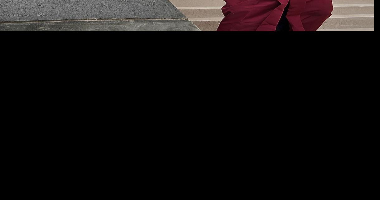 Final gavel Handley Judges graduate 279 Winchester Star