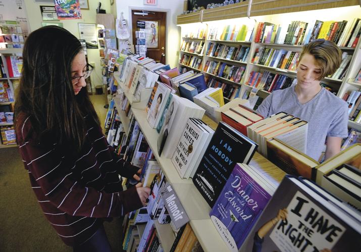 Bookstore gets new site on walking mall Winchester
