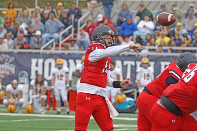 Su Football Notebook New Face Enters Shenandoah Qb Race Sports