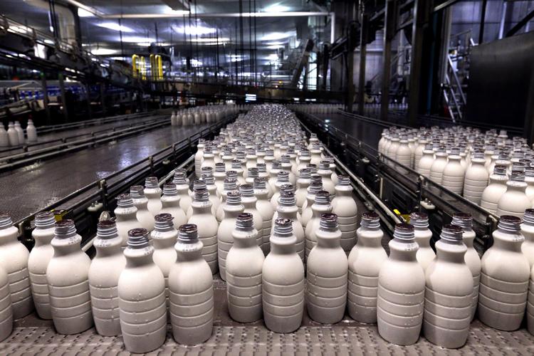 North End Dairy Milk bottle Jef) North End Dairy Milk bottle Jef)