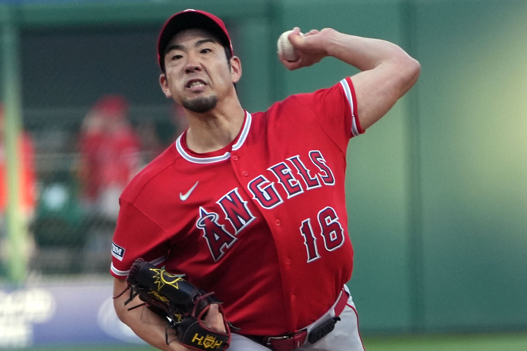 Yusei Kikuchi pitches 6 scoreless innings to lead Angels to a 6-1
