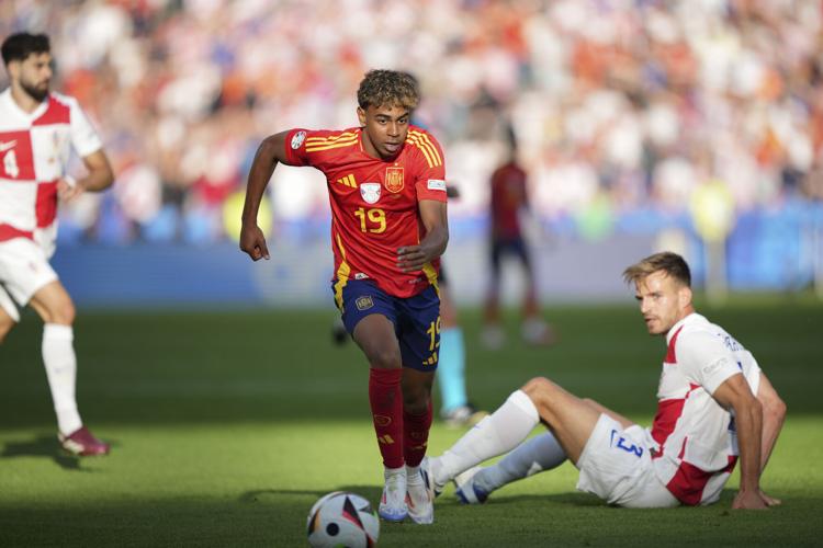 Yamal, 16, leads Spain's new generation to 30 win over Croatia at Euro
