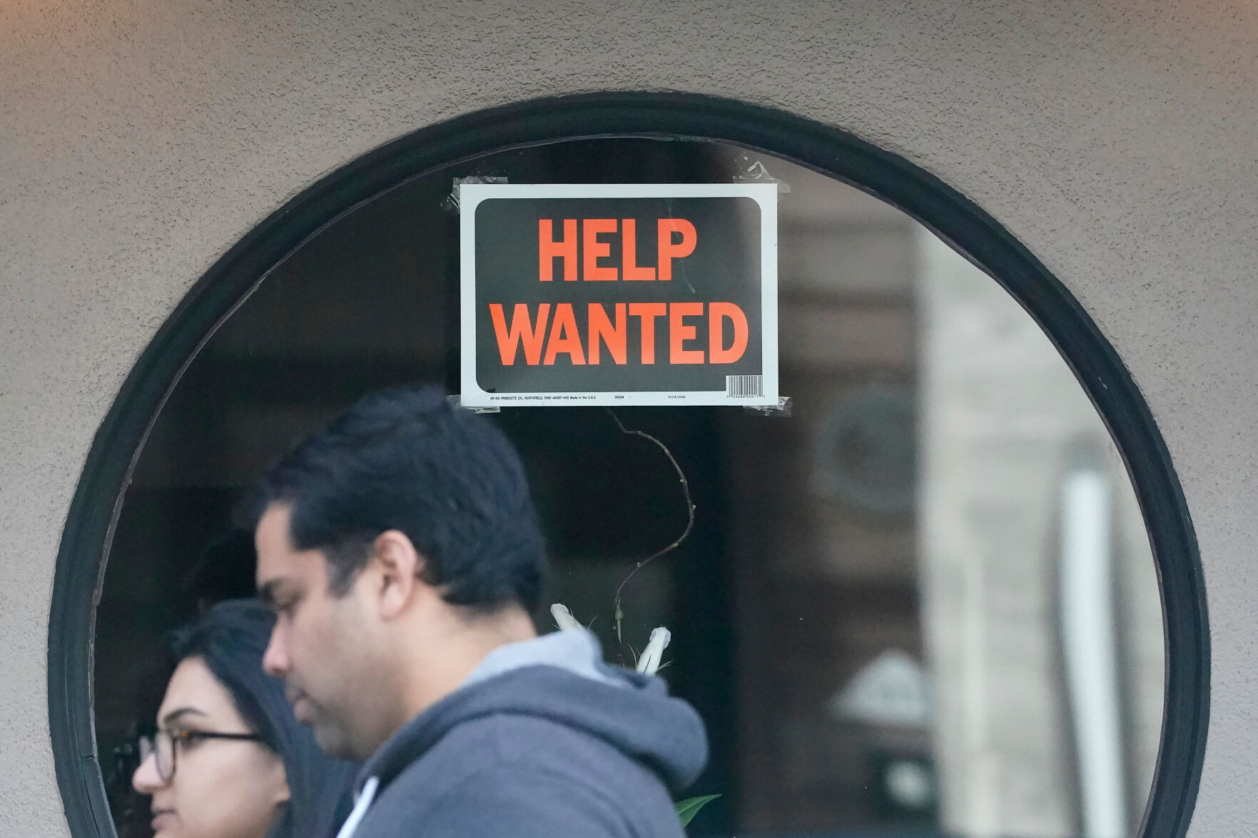Job openings slide to 2nd lowest level in 5 years as hiring grows