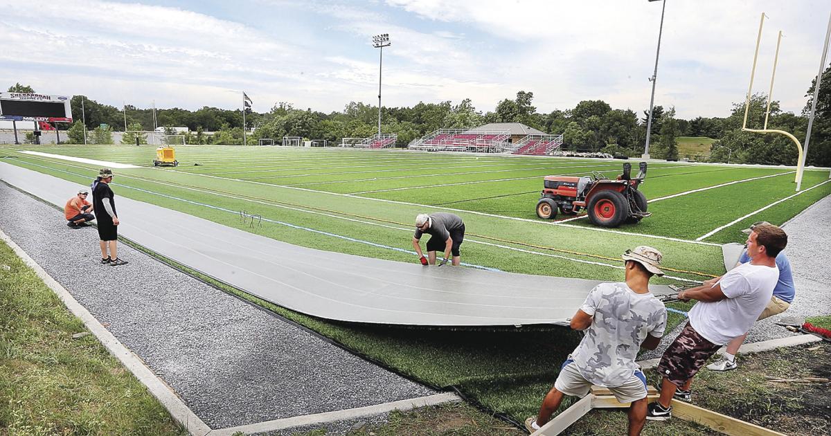Panel talks about aging field turf at high school | Winchester ...