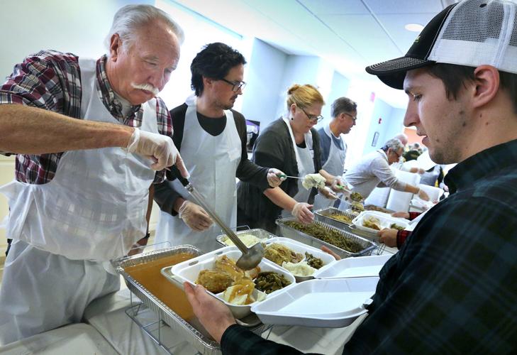 Where to buy thanksgiving party hats