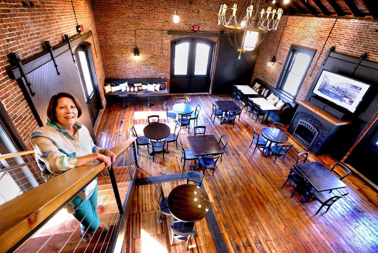 Laurel Center Cafe