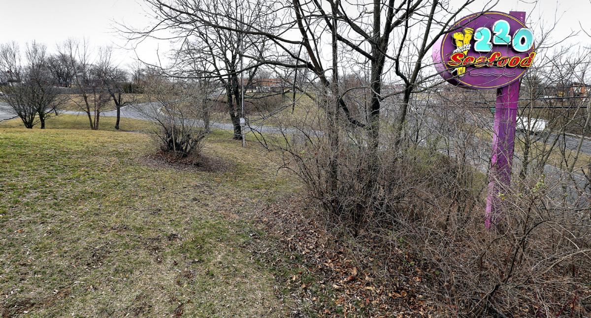 Developer Eyes Town Homes Retailers For Former 220 Seafood Restaurant Site Winchester Star Winchesterstar Com