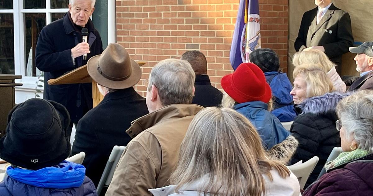 Ceremony celebrates 50th anniversary of Loudoun Street Mall | Winchester Star Ceremony celebrates 50th anniversary of Loudoun Street Mall | Winchester Star