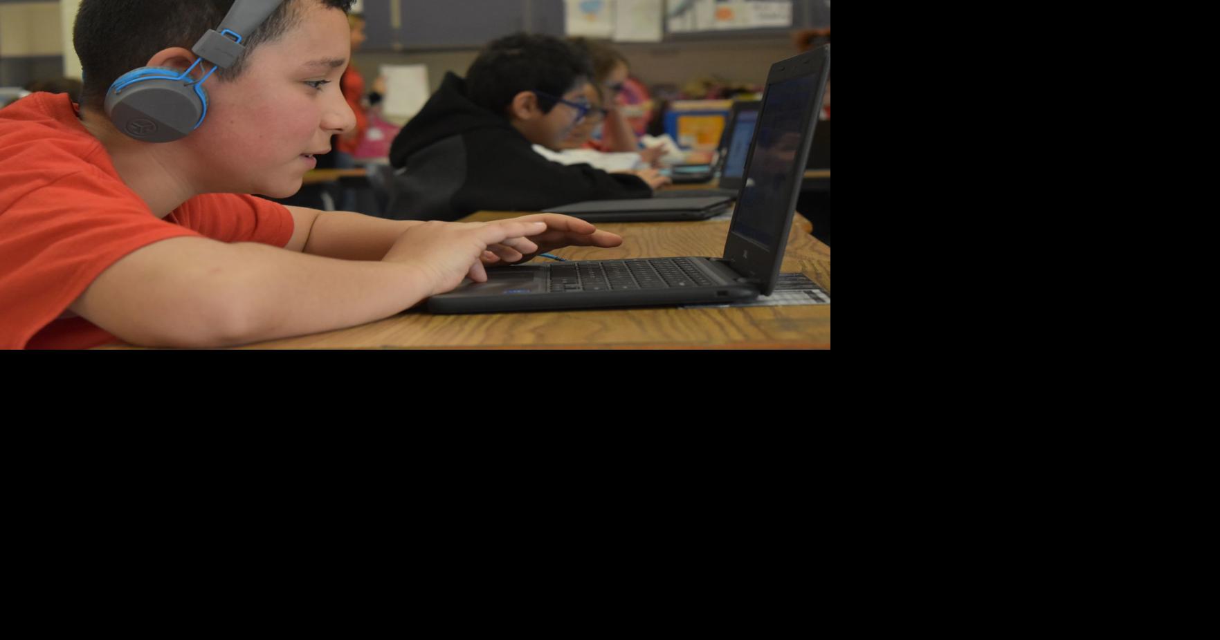 Microsoft employee encourages students to explore STEM careers