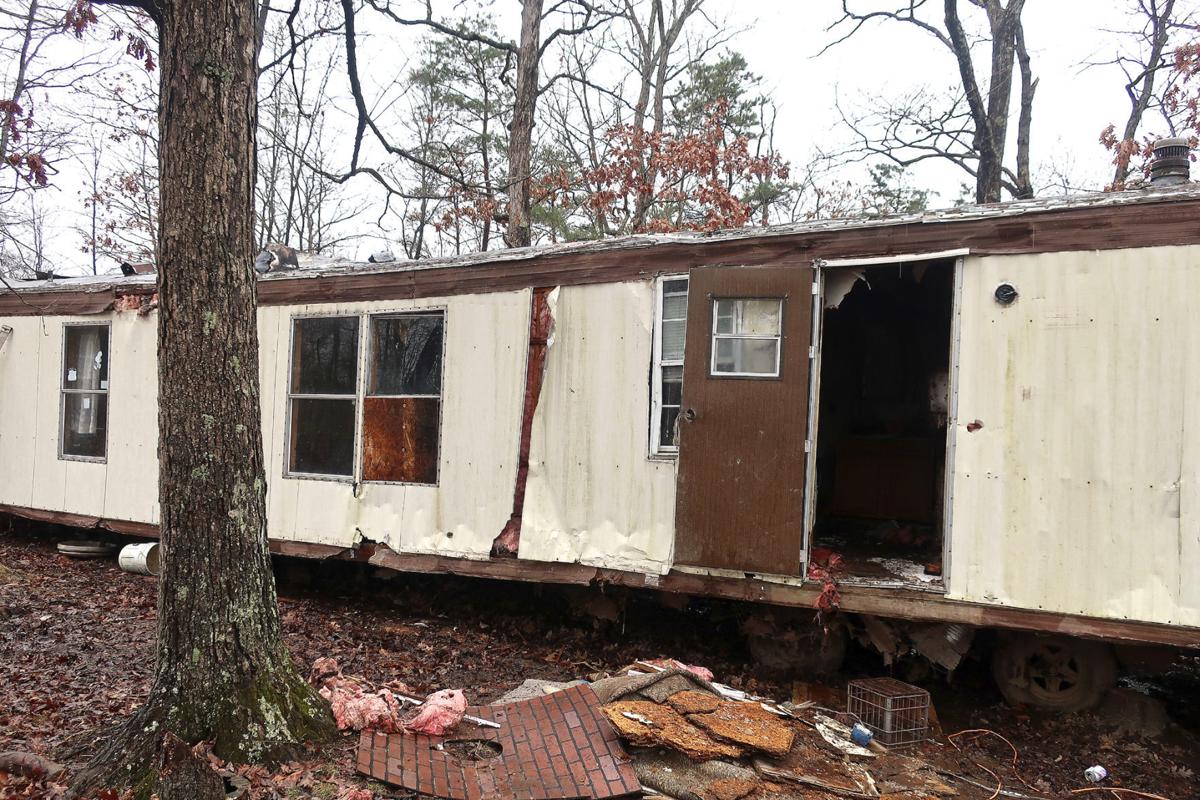 Fire Damages Mobile Home Winchesterstar Com