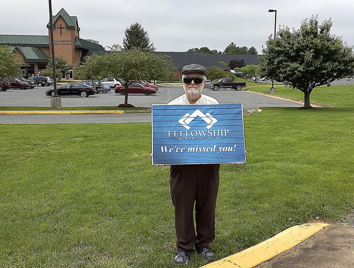 Hundreds Flock To Fellowship Bible Church Reopening Despite Covid 19 Risks Winchester Star Winchesterstar Com