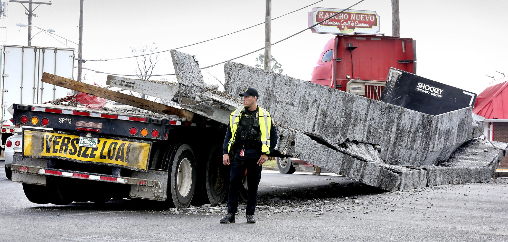 Lost load snarls traffic | Winchester Star | winchesterstar.com