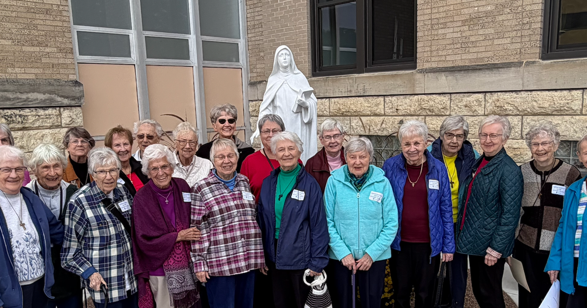 Postman Letter Features Cotter celebrates chapel, return of statue | Community | winonapost.com