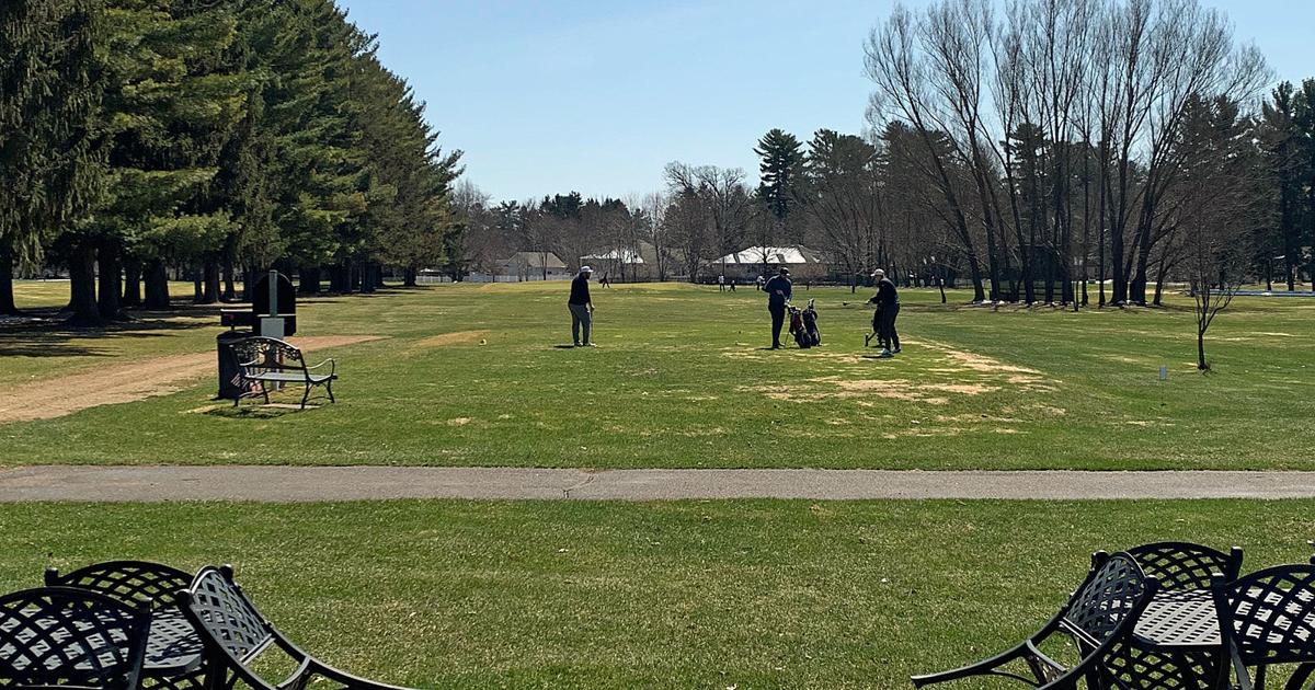 After a snow day Saturday Menomonie golf course bustling with activity After a snow day Saturday Menomonie golf course bustling with activity