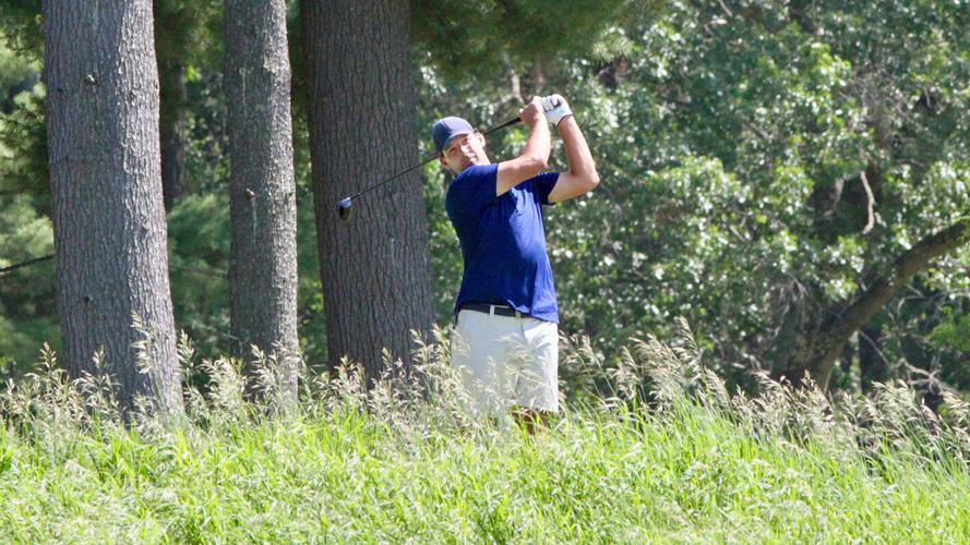 Tony Romo reads the situations, reacts with a pair of victories as the  former NFL QB is one of 14 golfers to go 2-0 at State Match Play, WSGA  State Amateur