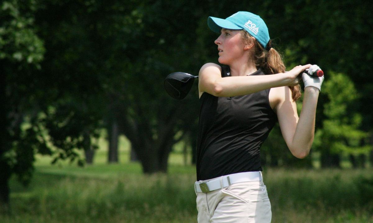 Cardinals legend Smith plays a round with lake golf pros