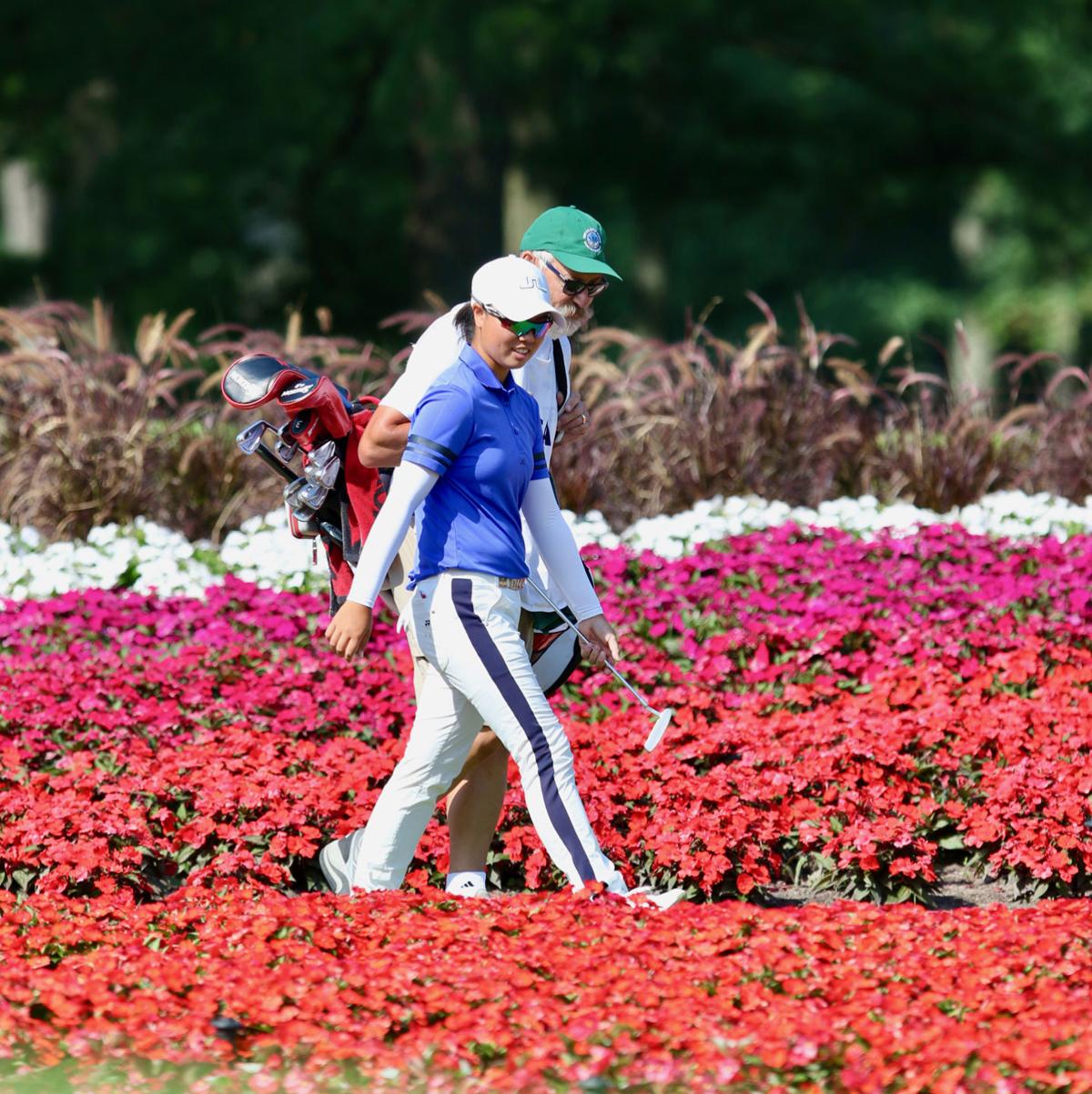 Philippines' Yuka Saso makes it look easy, heading into ...