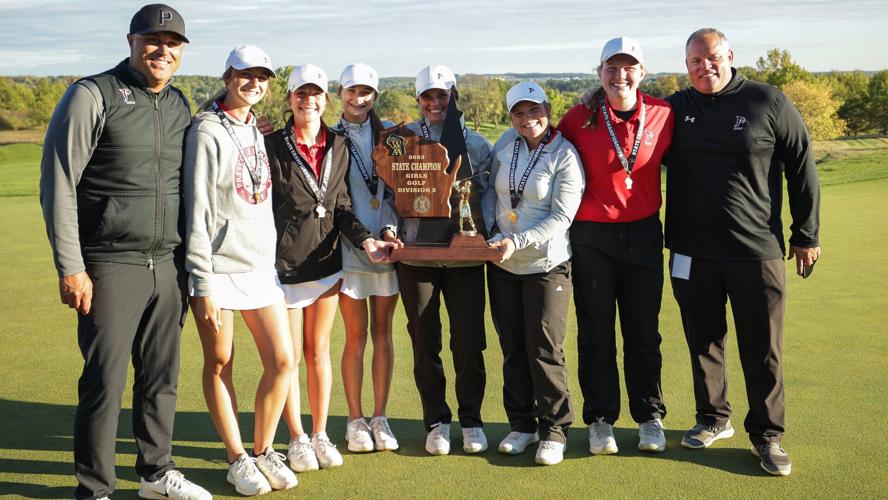 Photos Day 2 at the 2023 WIAA Division 2 state girls golf tournament