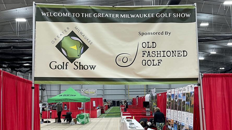 The Greater Milwaukee Golf Show + playing golf in Wisconsin in March