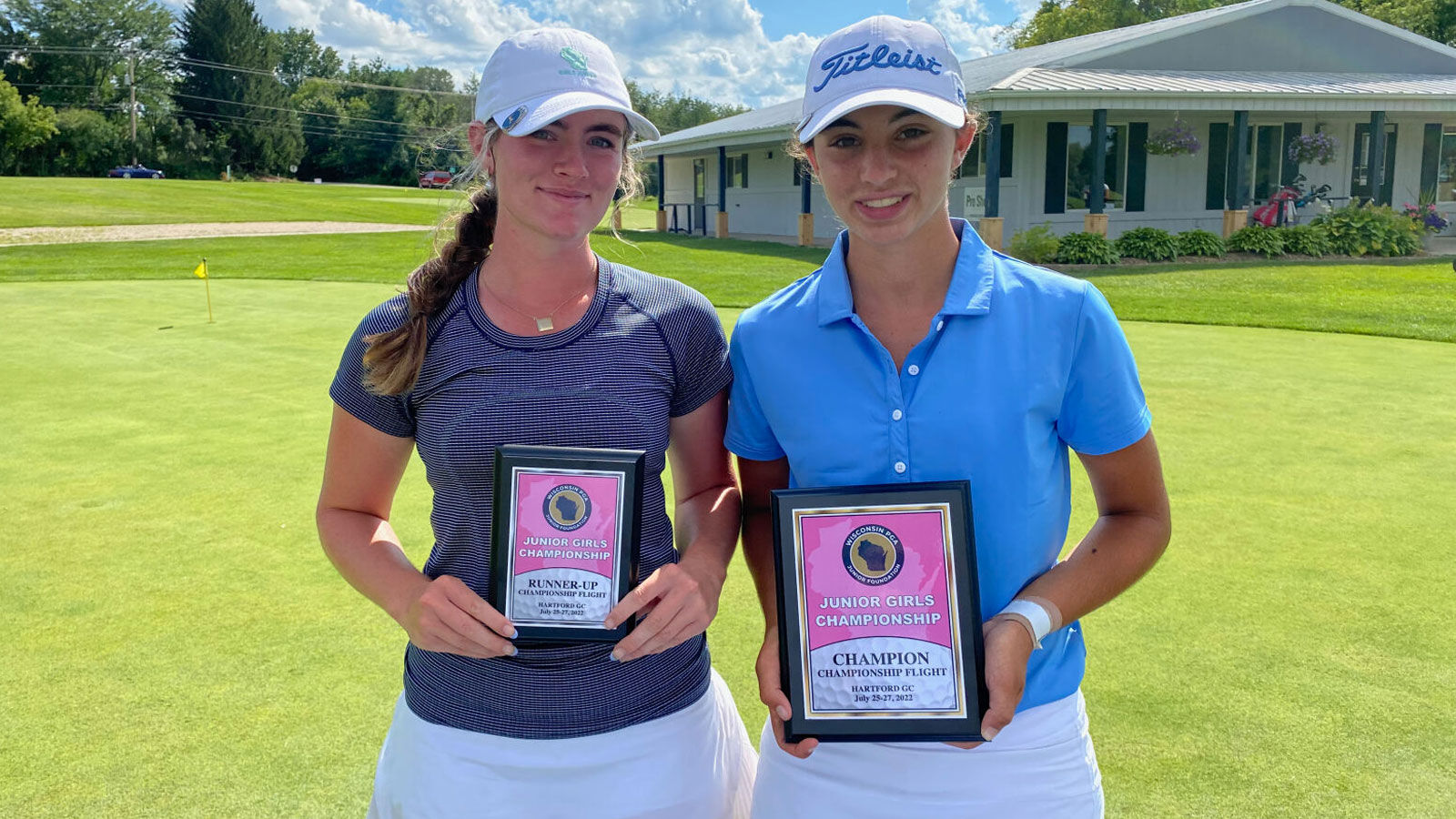 Racines Norah Roberts joins exclusive company with back-to-back State Junior Girls titles, but Green Bays Grace Durkin shows shes back WPGA Juniors wisconsin.golf