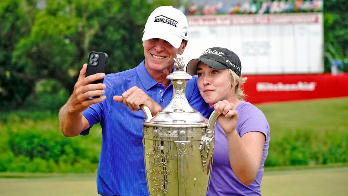 With daughter Izzi as his caddie, Steve Stricker wins his second ...