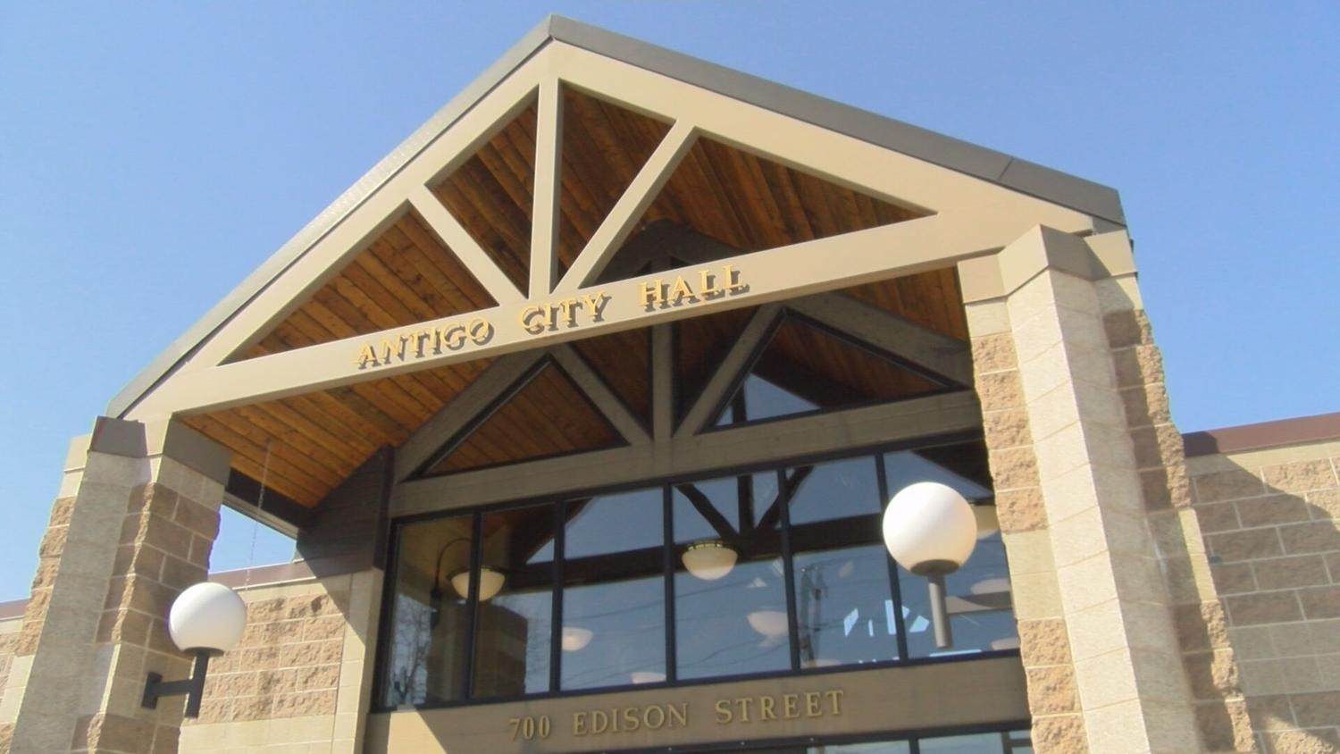 Mayoral Race Heats Up - Antigo candidates debate Thursday | News | wjfw.com