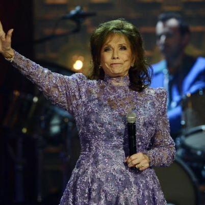 Loretta Lynn, coal miner's daughter and country queen, dies | News - Vimarsana News