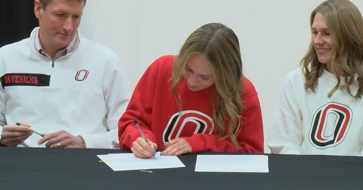 Medford's Meredith Richter Signs National Letter of Intent to Run for ...