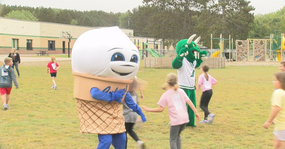 Pelican Elementary holds
