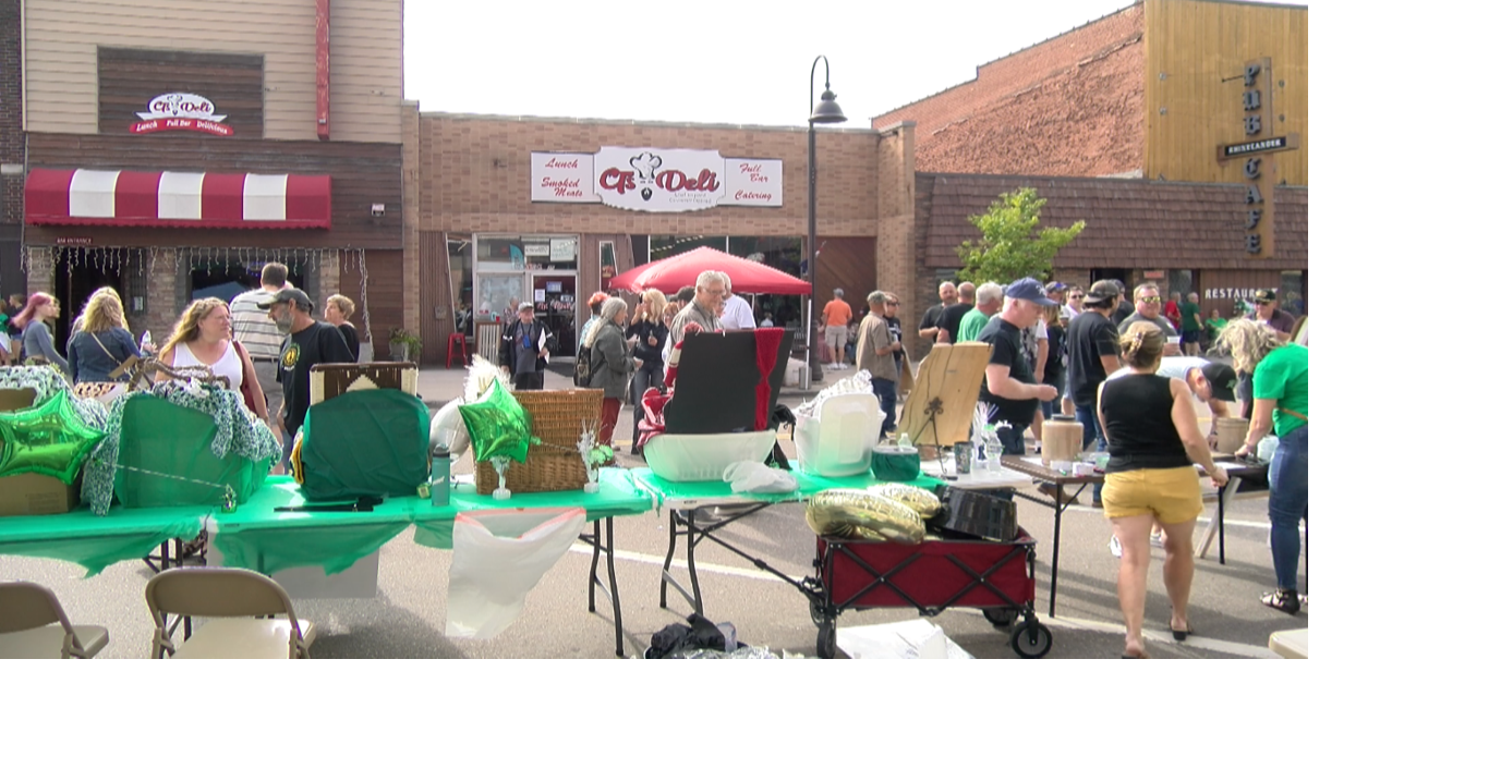 Former Rhinelander High School graduates celebrate all class reunion