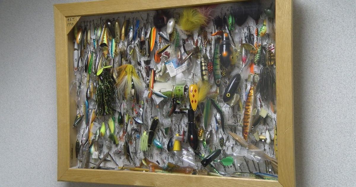 displaying stray fish hooks 75 Saluda Beads Rigging for success
