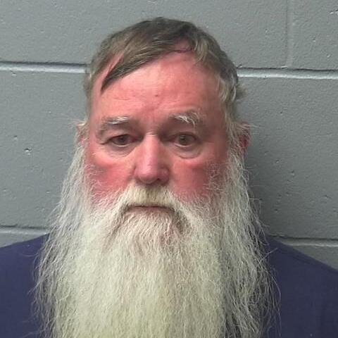 Adams County man arrest on multiple charges after pointing handgun at deputy - Vimarsana News