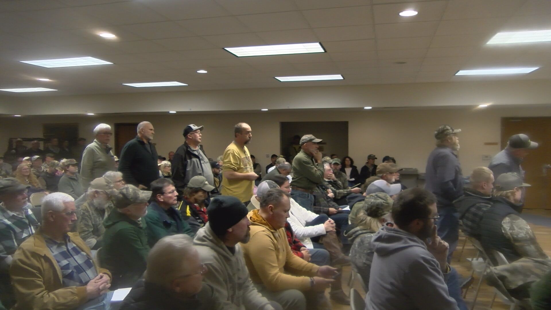 State legislators hold hearing in Woodruff about impact of wolves on