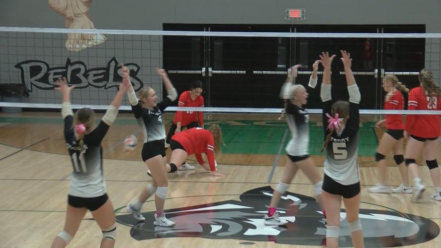Laona/Wabeno spikes Bowler to advance to next round of WIAA playoffs