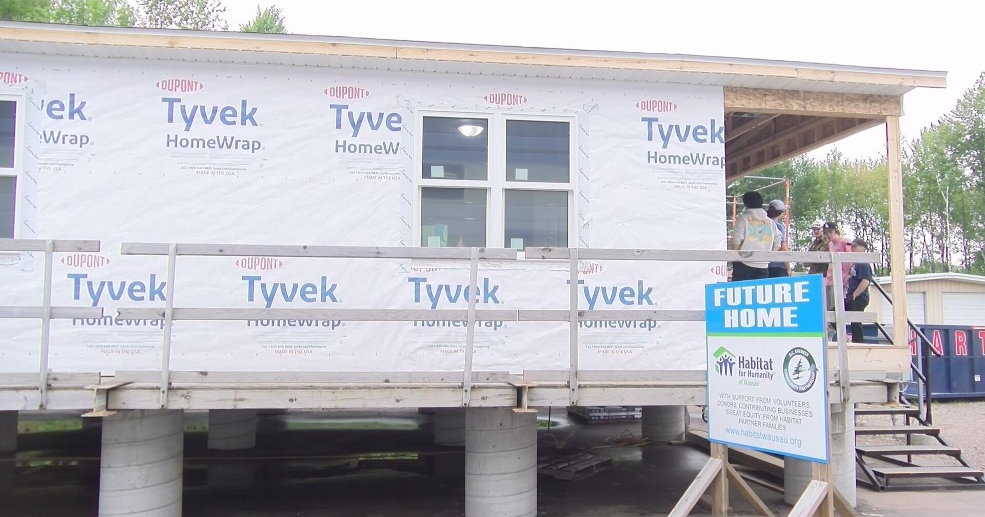 D.C. Everest Habitat for Humanity finishes up a special project - Vimarsana News