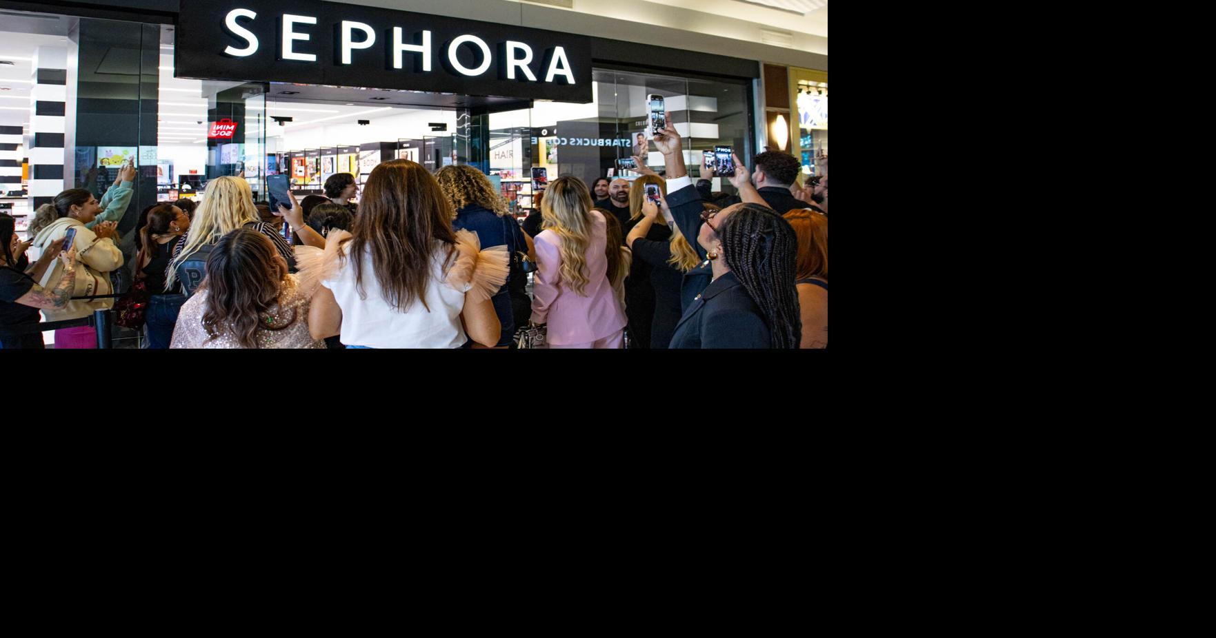 Excitement over Sephora as it Opens Second Store in Bayamón