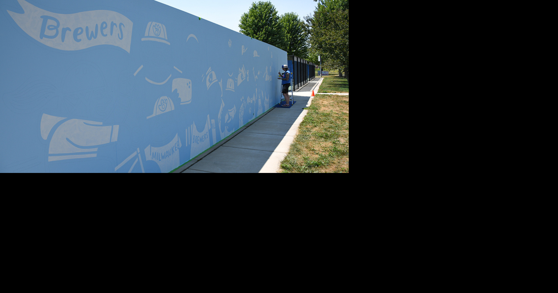 Madison artist begins work on 50-foot Brewers mural at Fitchburg park