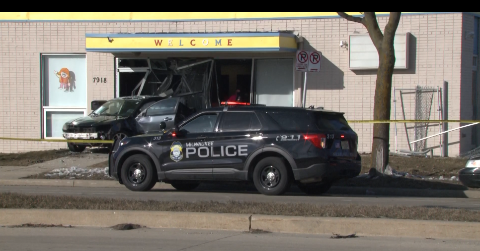 Minor injuries reported after car crashes into Milwaukee daycare | News ...