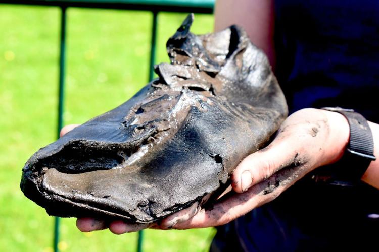 Giant shoes found near Hadrian display picture 2