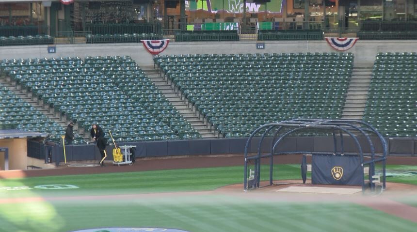 Milwaukee Brewers ballpark to be re-named American Family Field starting in  2021