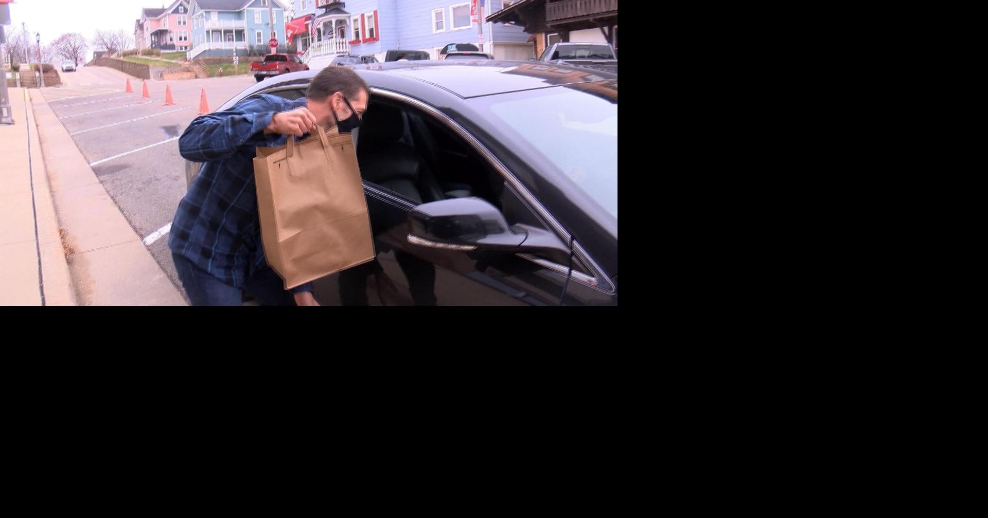 New Glarus church expands driveup Thanksgiving dinner event News