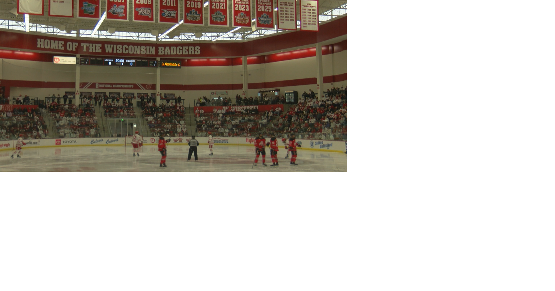 Wisconsin women's hockey defeats Ohio State, holds on to WCHA lead