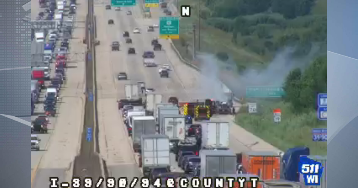 Semi fire closes two lanes on I-39/90/94 northbound near Lien Road