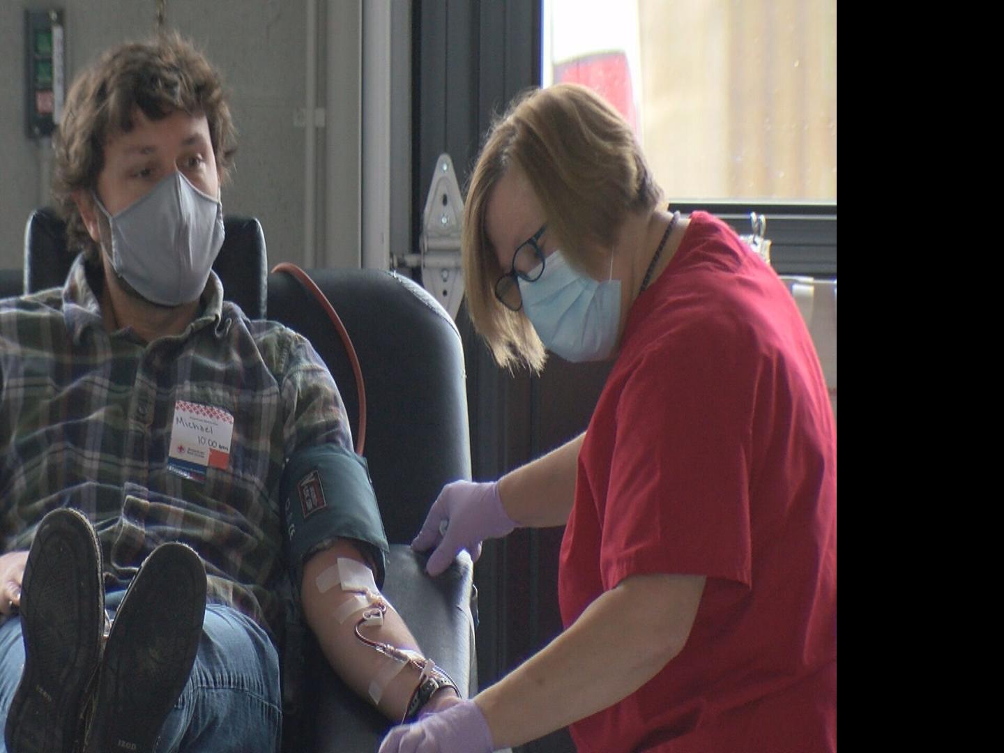 Madison Fire Police Departments Hold Blood Drive In Remembrance Of 9 11 Coronavirus Wkow Com