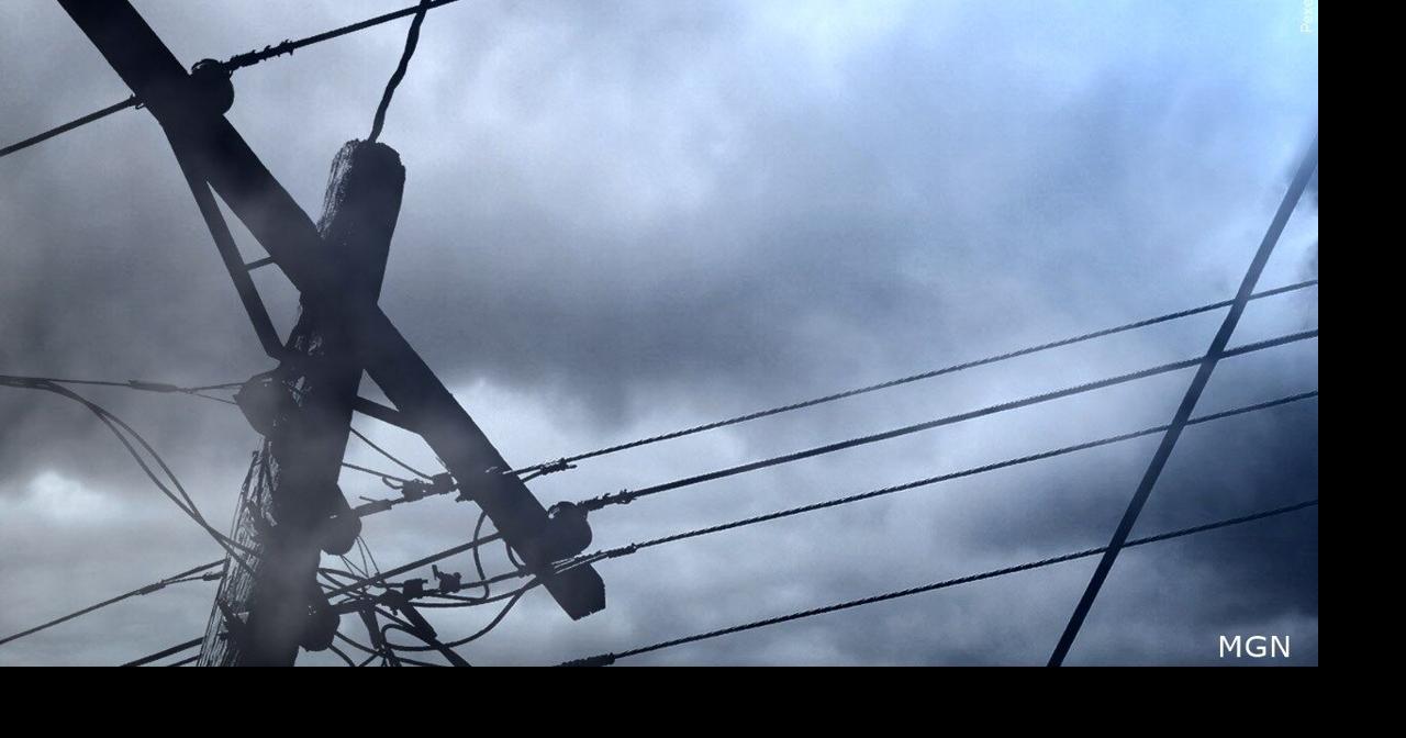 Power outages reported north of Lake Mendota