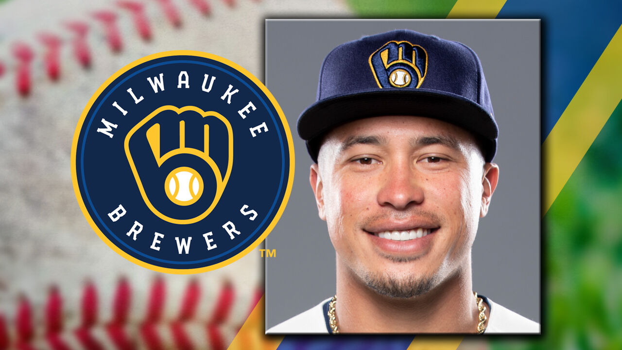 Mariners get 2B Kolten Wong from Brewers for Winker, Toro - The