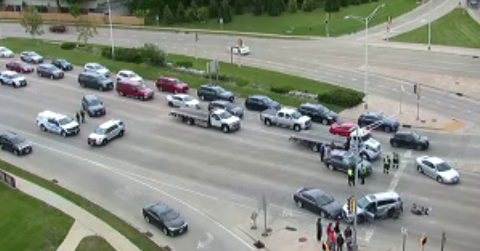All lanes reopen after crash on US 151 South near Madison | News | wkow.com