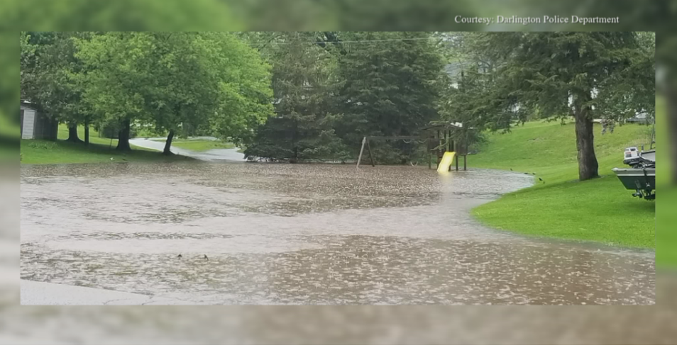 Flash floods overtake roads in Darlington News